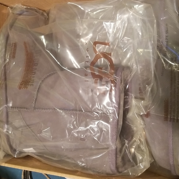 Children's UGG boots - Picture 2 of 4